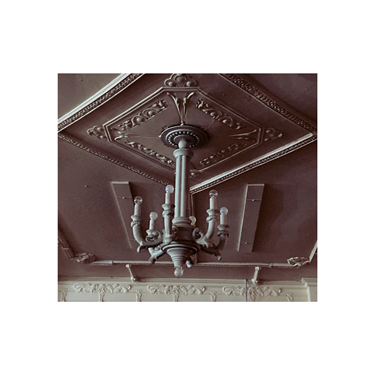 Light fixture