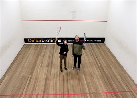 20220707_Mayor_Robyn_Gulline_and_Tim_Hopper_President_Horsham_Squash_Club.jpg