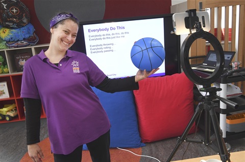 Online Playgroup (Paul Carracher, The Weekly Advertiser).jpg
