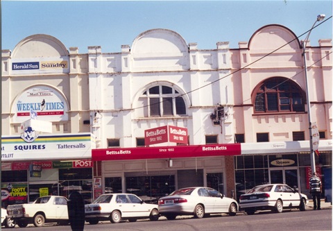 Firebrace Street in the early 2000s