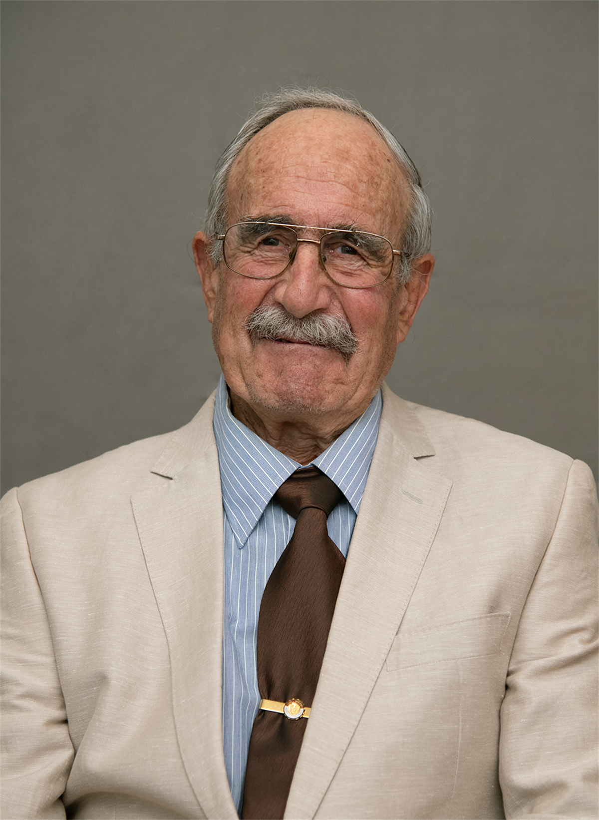 HRCC pays tribute after passing of Cr Bob Redden - Horsham Rural City ...