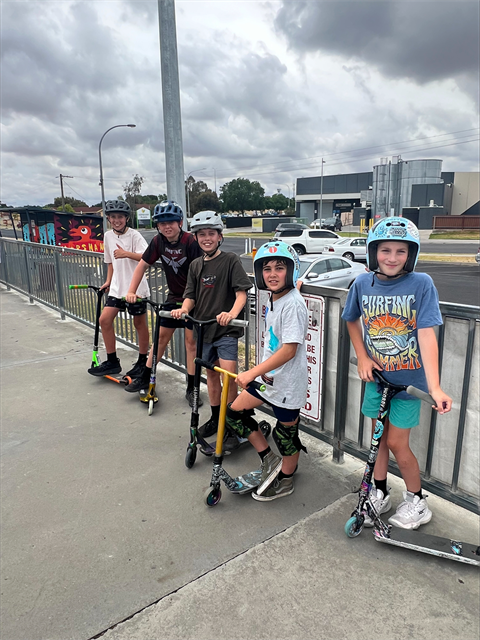 Horsham Skate comp kids.png