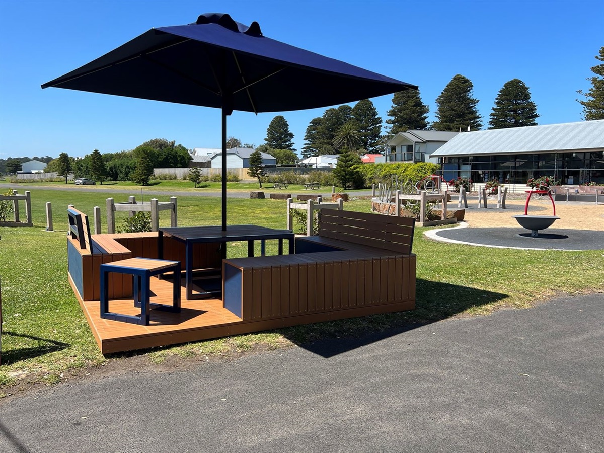 Moyne Shire parklet.jpg