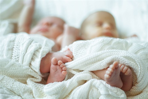 multiple-births.jpeg