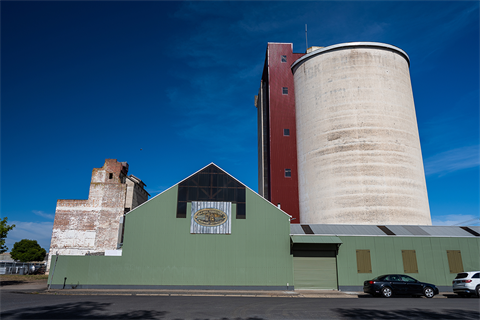 Horsham silo.png