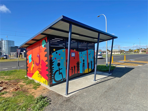 Park Drive toilet block.png