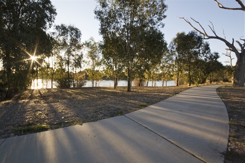 Wimmera River during evening.jpg