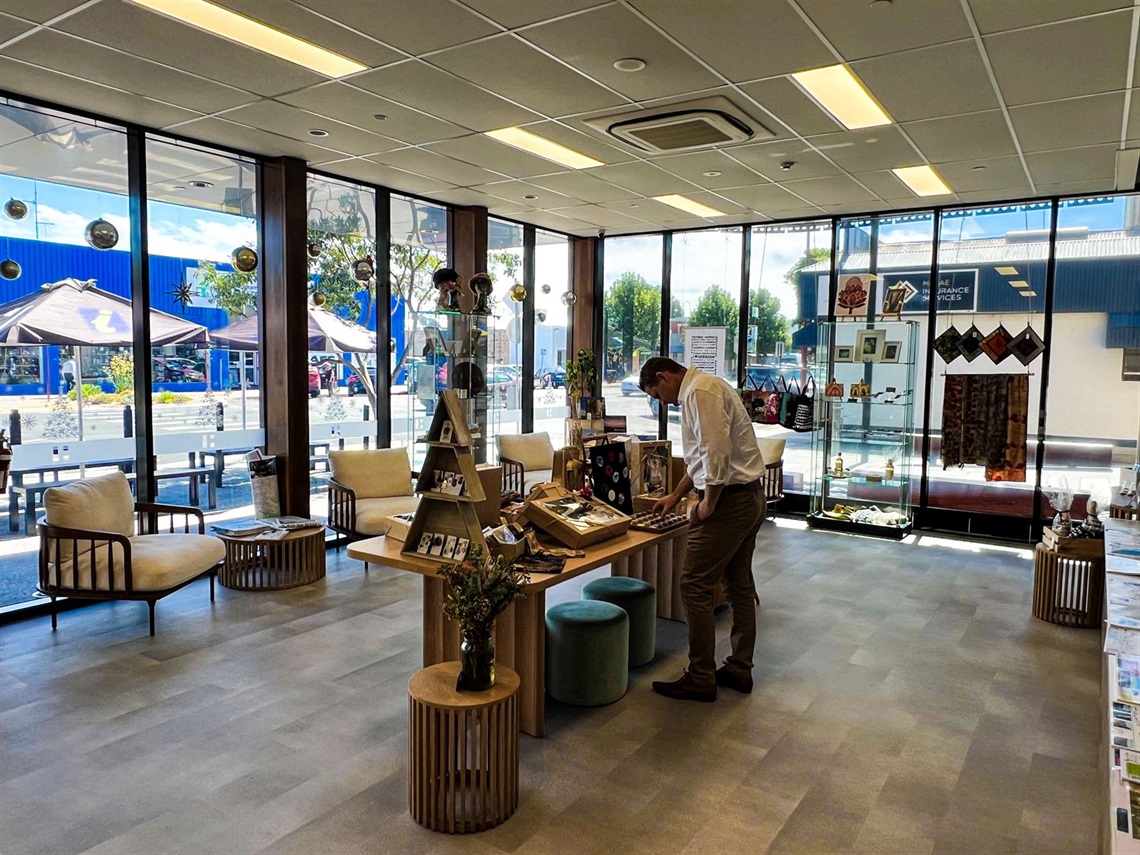 Visitor Information Centre Horsham.jpg